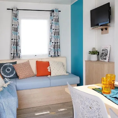 Camping Country Park Touquin - Site Officiel - Next To Disneyland Paris Buitenkant foto